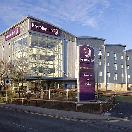 Premier Inn Watford Central Eksteriør bilde