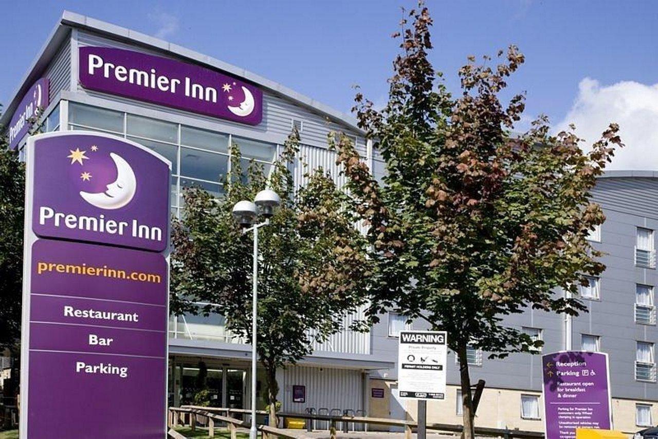 Premier Inn Watford Central Eksteriør bilde