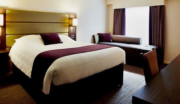 Premier Inn Watford Central Eksteriør bilde